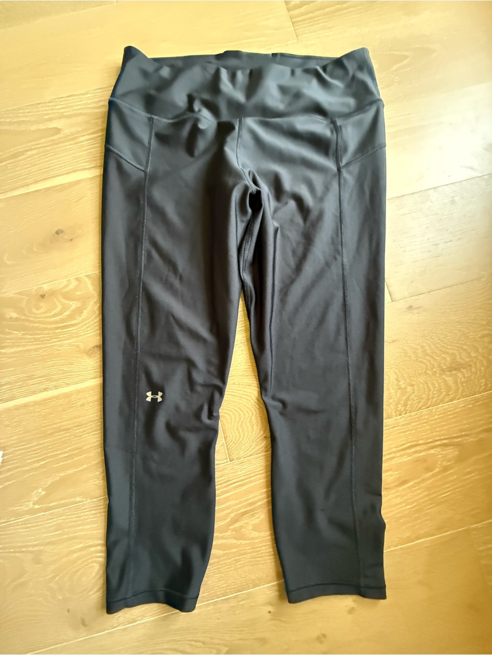 Under Armour Black Women's Capri Leggings